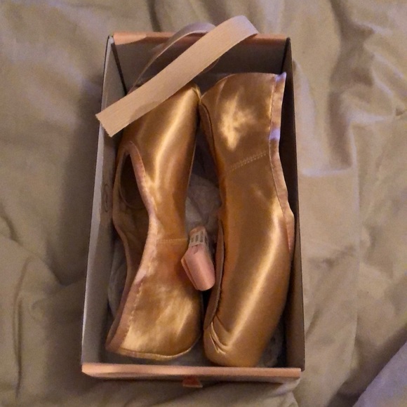 bloch eurostretch pointe shoes